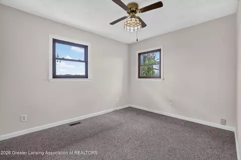 Bedroom - 4600 W Marshall Rd, Saint Johns, MI 48879 photo 6 of 11