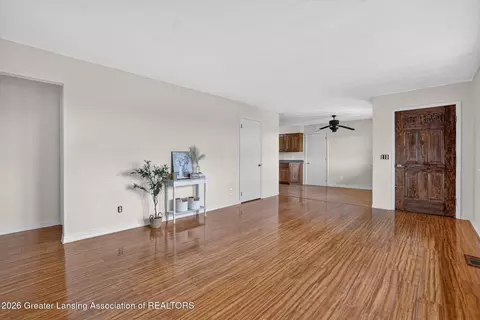 Living - 4600 W Marshall Rd, Saint Johns, MI 48879 photo 5 of 7