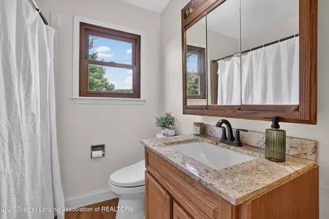 Bath - 4600 W Marshall Rd, Saint Johns, MI 48879 photo 1 of 1