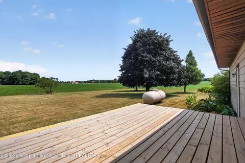Exterior - 4600 W Marshall Rd, Saint Johns, MI 48879 photo 2 of 3