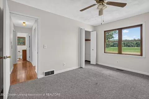 Bedroom - 4600 W Marshall Rd, Saint Johns, MI 48879 photo 4 of 11