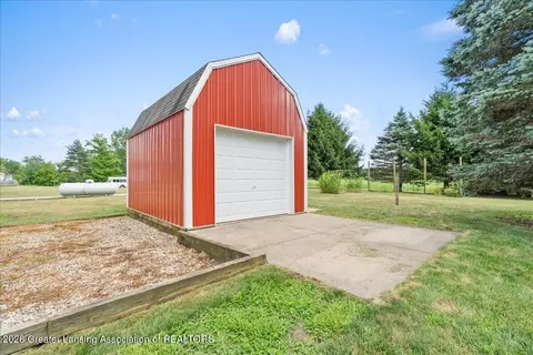 Exterior - 4885 W Locke Rd, Perry, MI 48872 photo 7 of 9