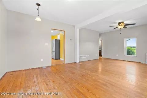 Living - 4885 W Locke Rd, Perry, MI 48872 photo 2 of 3