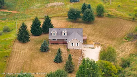 5795 E Centerline Rd, Saint Johns, MI 48879 photo 4