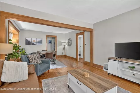 1834 Delevan Ave, Lansing, MI 48910