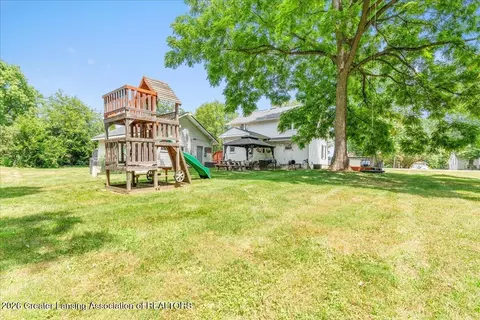Exterior - 2016 S Aurelius Rd, Mason, MI 48854 photo 3 of 7