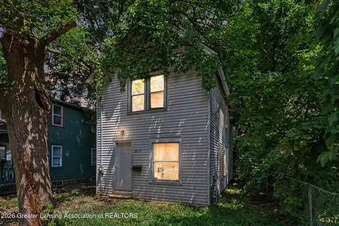 2015 Alcott Pl, Kalamazoo, MI 49001