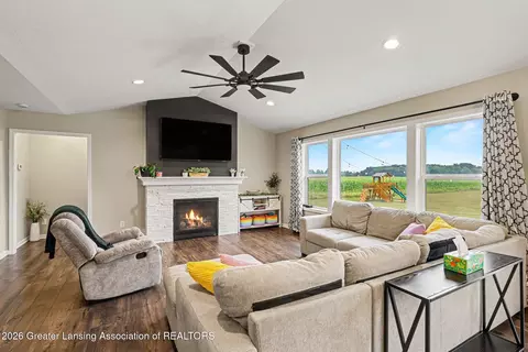 Living - 10933 S Wacousta Rd, Dewitt, MI 48820 photo 1 of 1