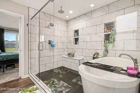 Bath - 10933 S Wacousta Rd, Dewitt, MI 48820 photo 1 of 3