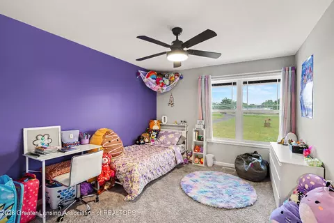 Bedroom - 10933 S Wacousta Rd, Dewitt, MI 48820 photo 2 of 3