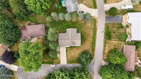 View/Area - 1109 Mora Cir, Dewitt, MI 48820 photo 6 of 9