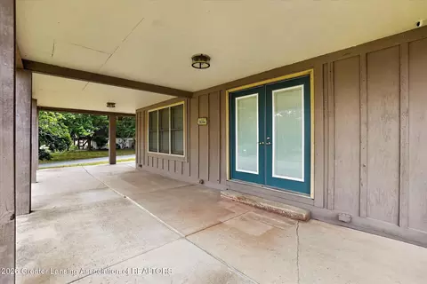 Exterior - 1109 Mora Cir, Dewitt, MI 48820 photo 2 of 6