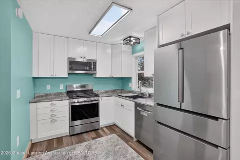 Kitchen - 1109 Mora Cir, Dewitt, MI 48820 photo 3 of 3