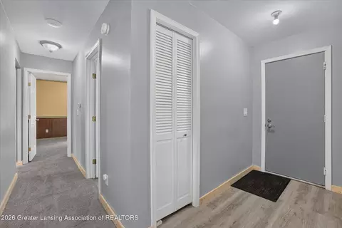 Entry Way - 1109 Mora Cir, Dewitt, MI 48820 photo 2 of 2