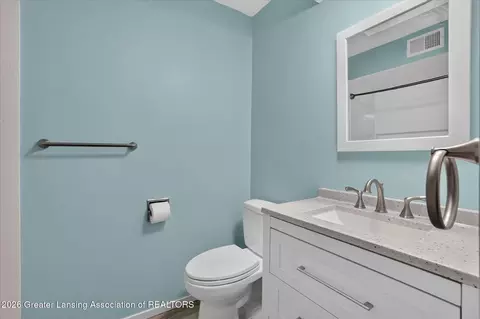 Bath - 1109 Mora Cir, Dewitt, MI 48820 photo 4 of 4