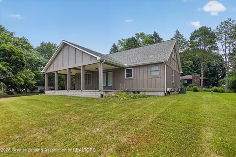 Exterior - 1109 Mora Cir, Dewitt, MI 48820 photo 4 of 6