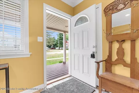 Entry Way - 603 Fleming St, Howell, MI 48843 photo 1 of 3