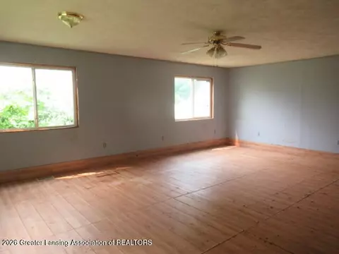 Living - 311 N Garfield St, Maple Rapids, MI 48853 photo 1 of 3