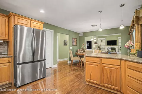 Kitchen - 2047 Arbor Meadows Dr, Dewitt, MI 48820 photo 3 of 6