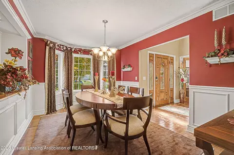 Dining - 2047 Arbor Meadows Dr, Dewitt, MI 48820 photo 3 of 4