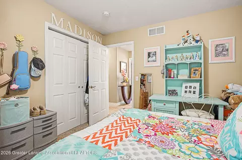 Bedroom - 2047 Arbor Meadows Dr, Dewitt, MI 48820 photo 6 of 8