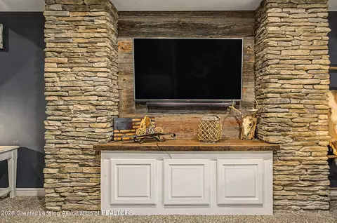 Entry Way - 2047 Arbor Meadows Dr, Dewitt, MI 48820 photo 5 of 5