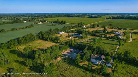 4975 W Cutler Rd, Dewitt, MI 48820 photo 8