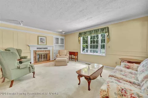 Living - 1212 E Geneva Dr, Dewitt, MI 48820 photo 1 of 3