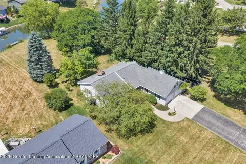 View/Area - 1212 E Geneva Dr, Dewitt, MI 48820 photo 3 of 10