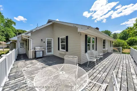 Exterior - 1212 E Geneva Dr, Dewitt, MI 48820 photo 5 of 7