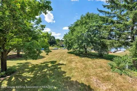 Exterior - 1212 E Geneva Dr, Dewitt, MI 48820 photo 4 of 7