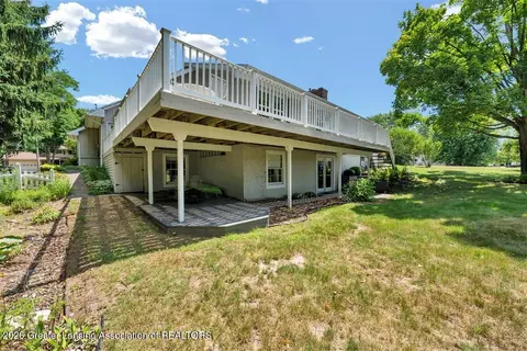 Exterior - 1212 E Geneva Dr, Dewitt, MI 48820 photo 7 of 7