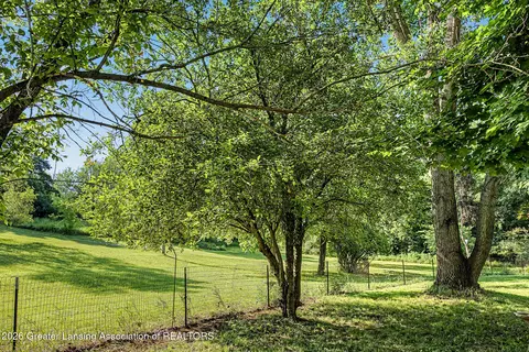Exterior - 3625 E South St, Jackson, MI 49201 photo 5 of 6