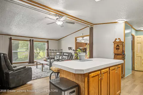 Entry Way - 3625 E South St, Jackson, MI 49201 photo 1 of 3