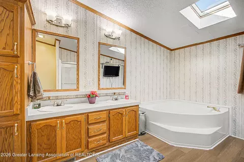 Bath - 3625 E South St, Jackson, MI 49201 photo 1 of 4