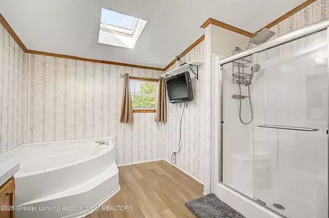 Bath - 3625 E South St, Jackson, MI 49201 photo 2 of 4
