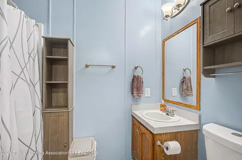 Bath - 3625 E South St, Jackson, MI 49201 photo 4 of 4