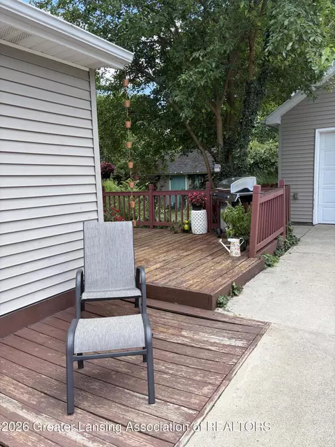 Exterior - 1919 Cooper Ave, Lansing, MI 48910 photo 7 of 10