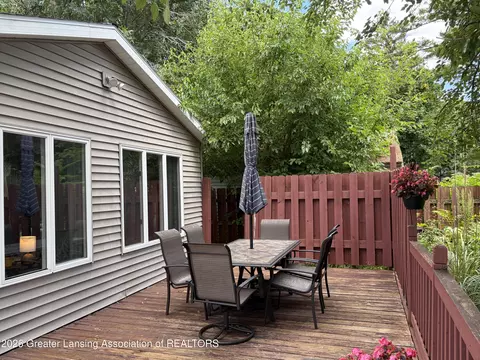 Exterior - 1919 Cooper Ave, Lansing, MI 48910 photo 6 of 10