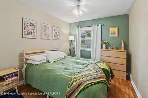 Bedroom - 1919 Cooper Ave, Lansing, MI 48910 photo 1 of 3