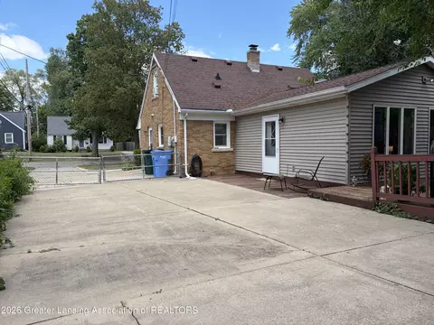 Exterior - 1919 Cooper Ave, Lansing, MI 48910 photo 9 of 10