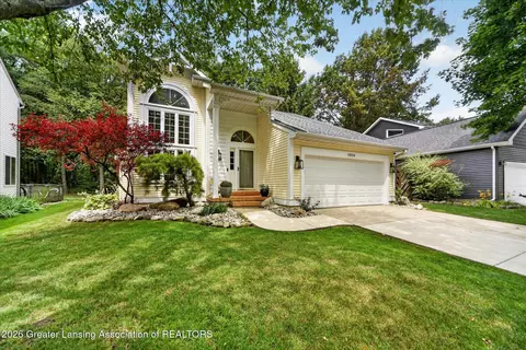 Exterior - 13850 G K Dr, Bath, MI 48808 photo 2 of 10