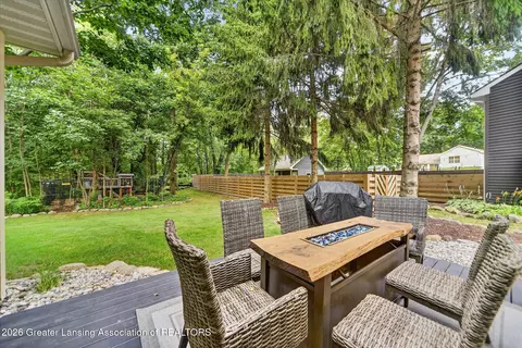 Exterior - 13850 G K Dr, Bath, MI 48808 photo 7 of 10