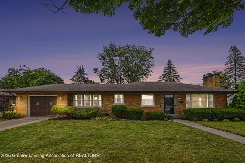 1639 Wellington Rd, Lansing, MI 48910