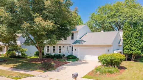 1810 Shadywood Ln, Okemos, MI 48864