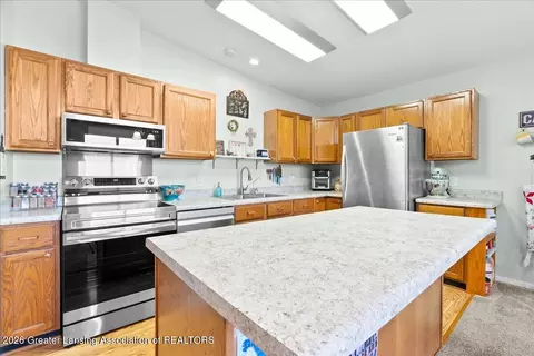 Kitchen - 24460 Prairie Corners Rd, Mendon, MI 49072 photo 3 of 4