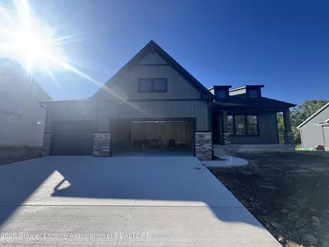 11219 Windswept Dr, Grand Ledge, MI 48837