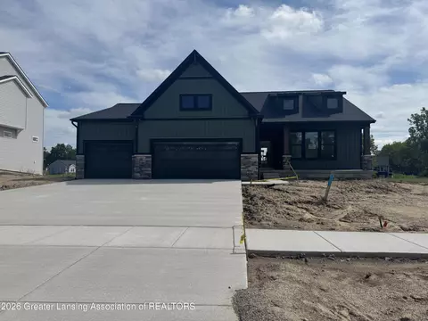 11219 Windswept Dr, Grand Ledge, MI 48837