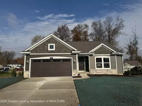11178 Windswept Dr, Grand Ledge, MI 48837