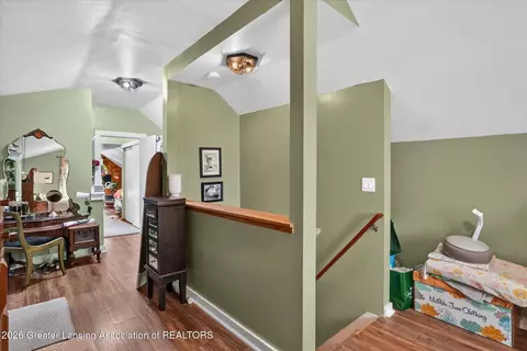 Entry Way - 11121 Wood Rd, Dewitt, MI 48820 photo 6 of 6